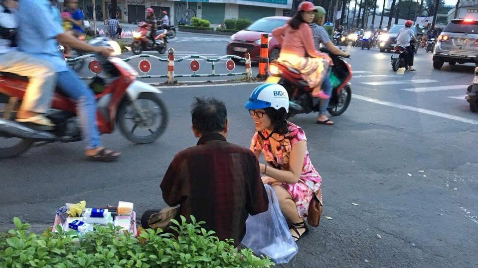 YNA63 ĐIỀU TỬ TẾ OFLINE THÁNG 12/ 2025 – GIÚP ĐỠ NGƯỜI VÔ GIA CƯ, TÀN TẬT, NGHÈO KHÓ NƠI ĐƯỜNG PHỐ